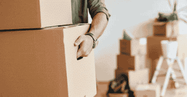 Choosing between a local vs. long-distance movers