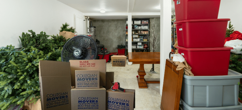 declutter your home using Collegian Movers new haven storage