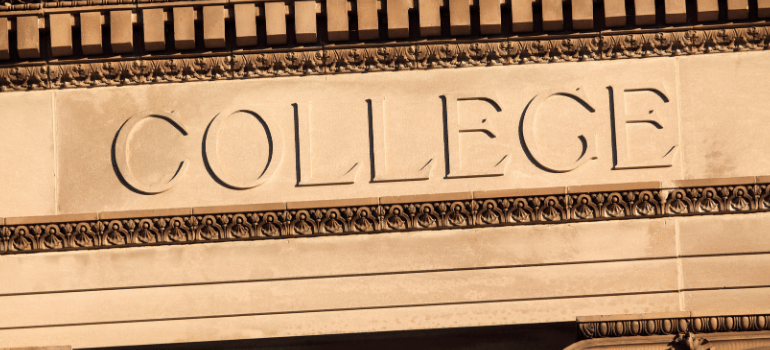 "College" Move-In Day Advice from Collegian Movers